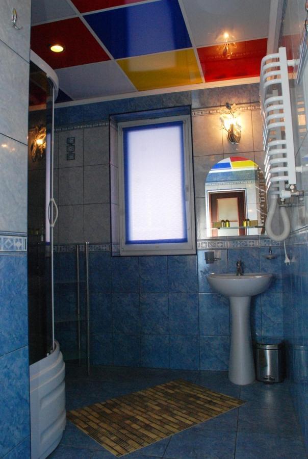 Hotel Argo Premium à Lviv Extérieur photo